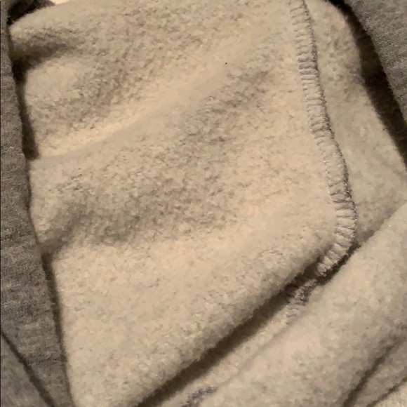 Pokémon Pikachu Pullover hoodie - Picture 7 of 7